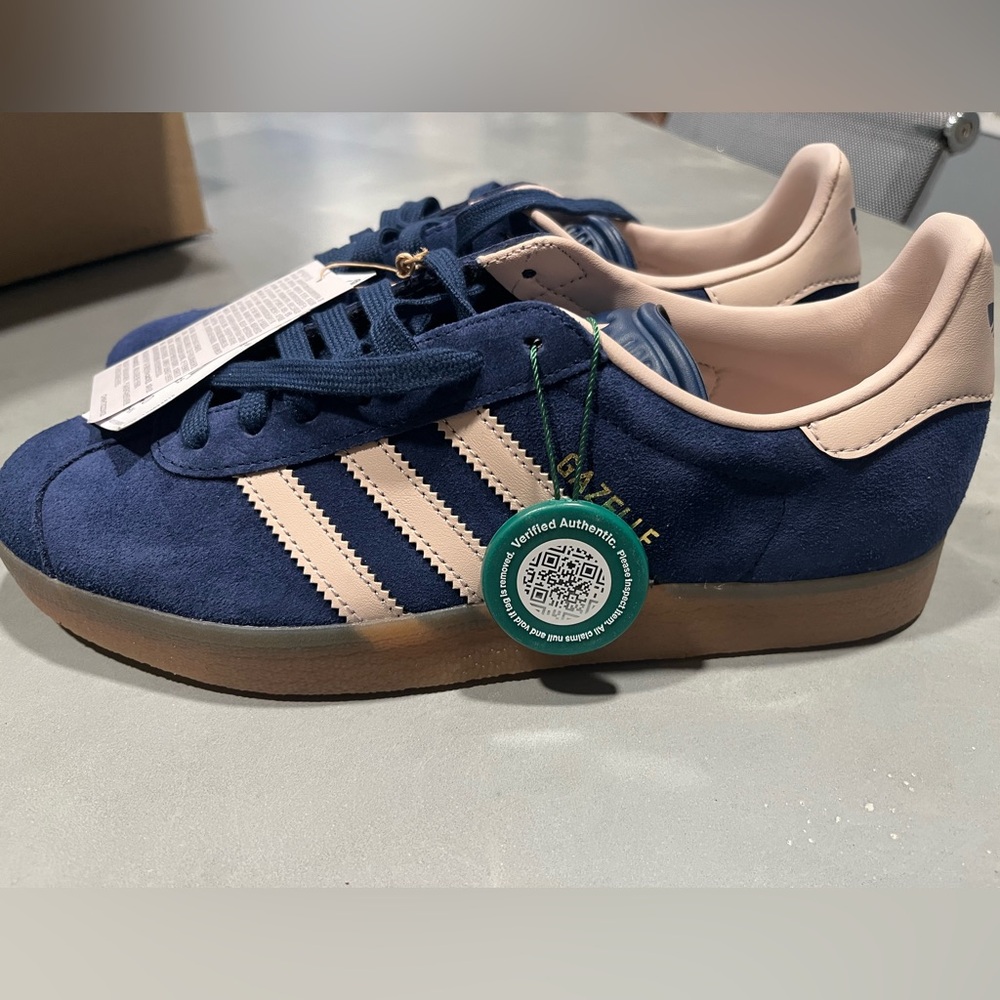 adidas Gazelle Night Indigo Wonder Taupe (UNISEX)